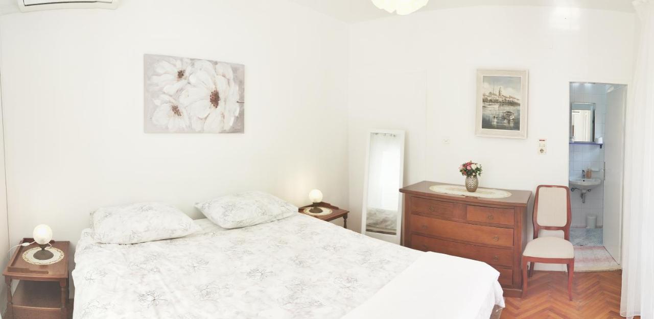 Apartment Kipre 2 *
